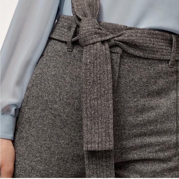 • Wilfred Aritzia • Women’s Jallade Crop Trouser Pants Belted  Gray 6 - Picture 2 of 5